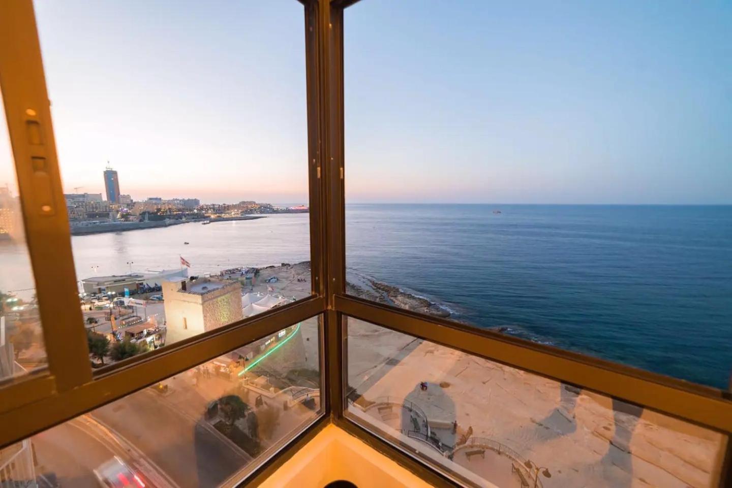Sea View Luxury Haven Living & 3Bedrooms Seafront Sliema Exterior photo